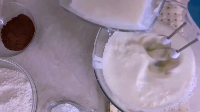 ШОКОЛАДНЫЙ КЕКС НА МОЛОКЕ/ Насыщенный вкус и аромат/ Рецепт без заморочек смотреть онлайн