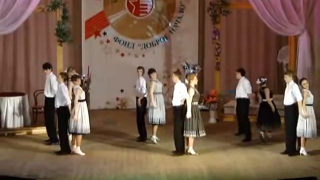 Танцевальный коллектив "Восторг".mp4 смотреть онлайн