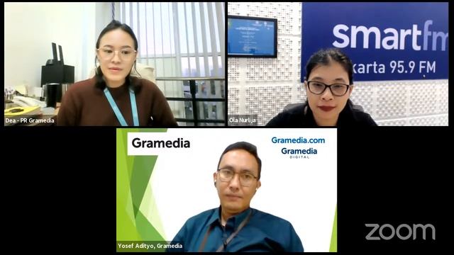 GRAMEDIA WRITERS READER FORUM DIGITAL | SMART RADIO TALK with GRAMEDIA смотреть онлайн
