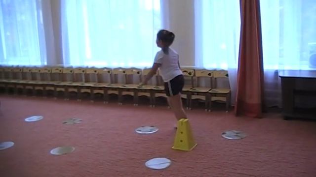 МДОУ ДСКВ № 49 "Колокольчик" - физическая культура в подготовительной группе смотреть онлайн