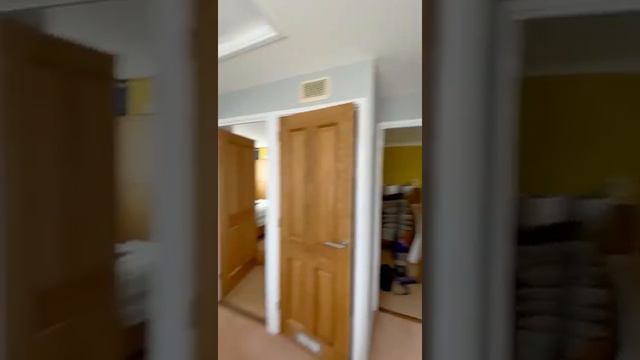 Painting Hallway Stairs And Landing Including Woodwork phone 07460630467 смотреть онлайн