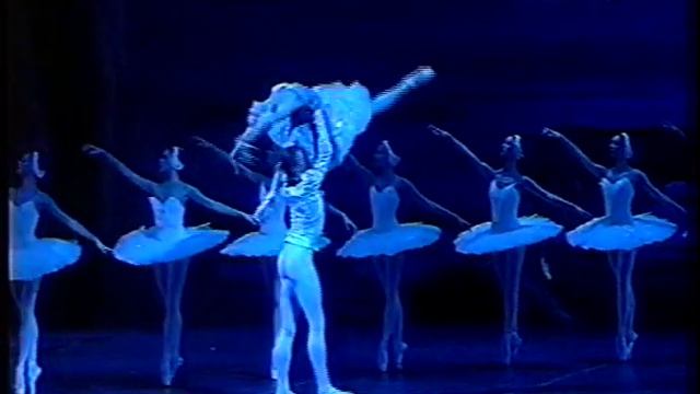 Swan lake white pas de deux - Anastasia Volochkova, Evgeny Ivanchenko смотреть онлайн