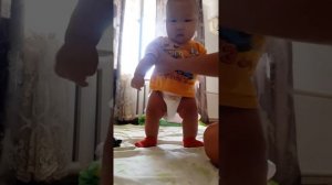 Самый лучший танец младенца
