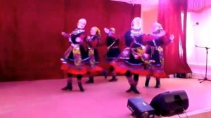 07  03  2015г  Удмуртский танец   Рожкинские девочки