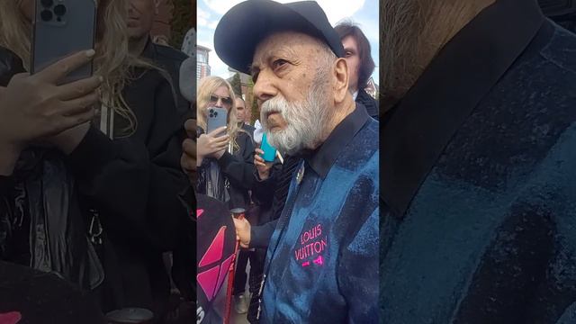Бедрос Киркоров интервью. Прощание с Вячеславом Зайцевым смотреть онлайн