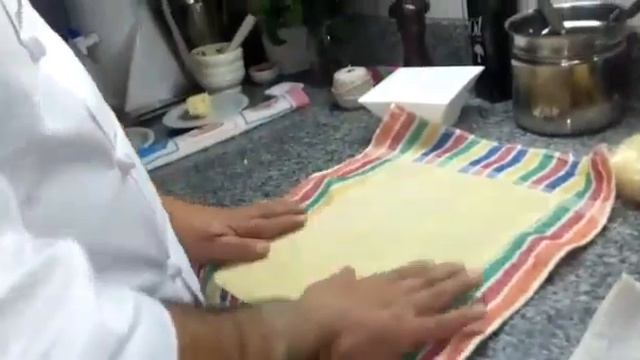 Rotolino di pasta all pomodoro смотреть онлайн