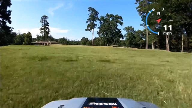 Traxxas Ford Raptor Vs. Golf Course смотреть онлайн