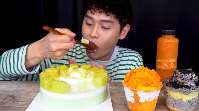 ASMR 초코바나나 오레오 황치즈 골드키위 청포도 컵케이크 멜론무스케이크 먹방~! Fruit Cream Cup Cakes With Fresh Fruit Juice MuKBang~ смотреть онлайн