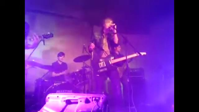 Cheshires - Жесть (live at Котофест V) смотреть онлайн