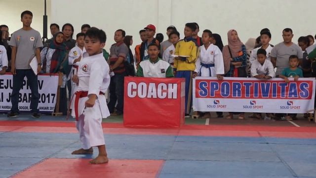 Enpi - Kata Lanjutan - Zaky - Karate Kids смотреть онлайн