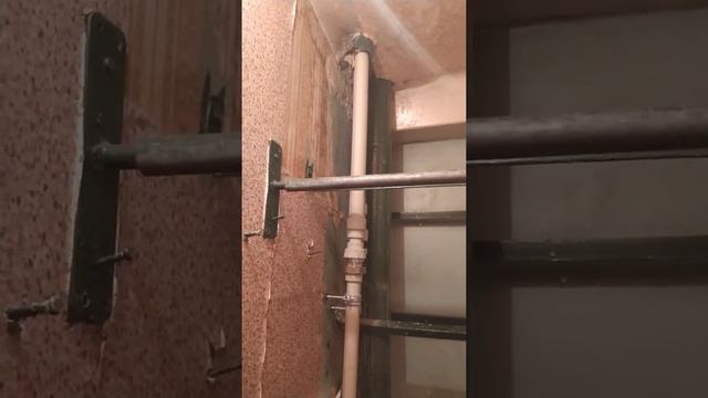 Замена стояков горячей и холодной воды смотреть онлайн