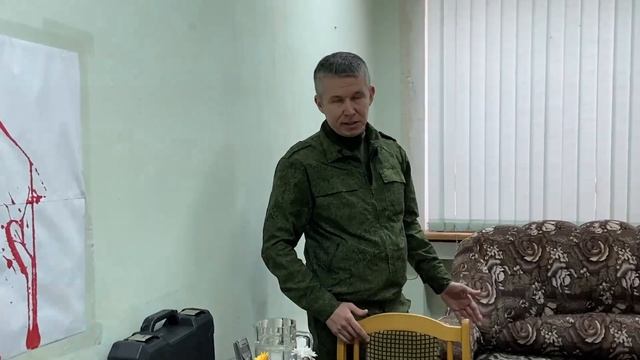 Что находится в чемодане следователя, когда он приходит на место преступления смотреть онлайн