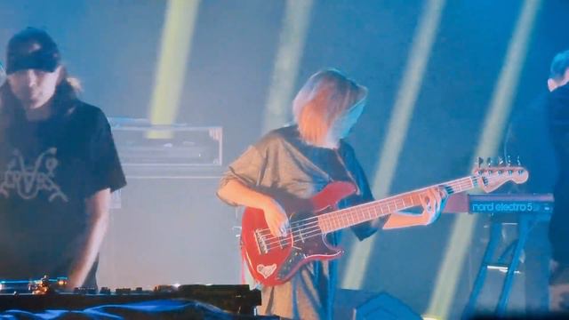 Boombox Berlin 17.11.22 Бумбокс Берлин. Ой у лузі червона калина смотреть онлайн