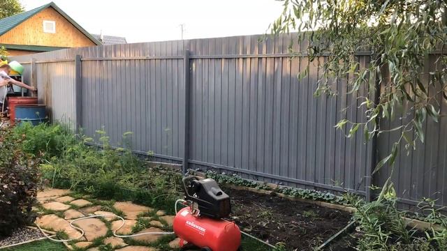 Как быстро и качественно покрасить забор из ПРОФНАСТИЛА смотреть онлайн