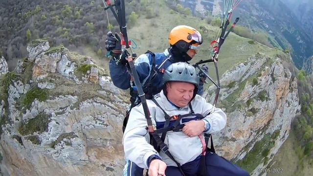 Чегем. Полёт на параплане смотреть онлайн