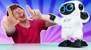 Игрушка робот Робо Битс YCOO Silverlit в шоу игрушек для детей Hey, Toys! Классный игровой набор