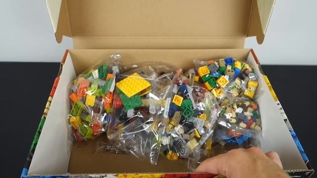 DOES ANYONE LIKE LEGO CLASSIC? смотреть онлайн