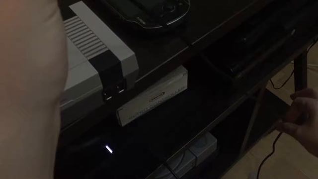 Nintendo Classic Mini: NES Распаковка // Unboxing