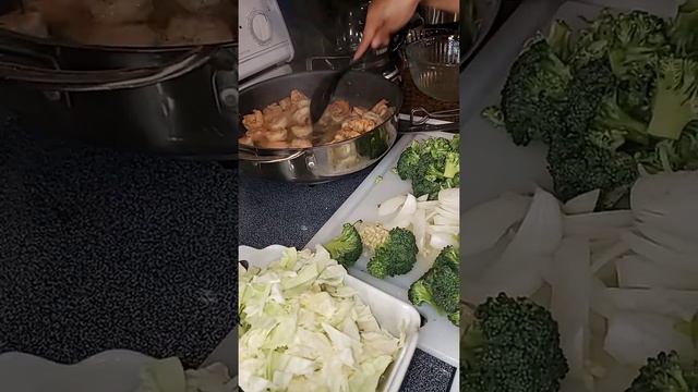 Spaghetti Con Camarones Y Vegetales A Mi Estilo!! Super Deliciosa! Espero Sea De Tu Agrado!! 🙏❤