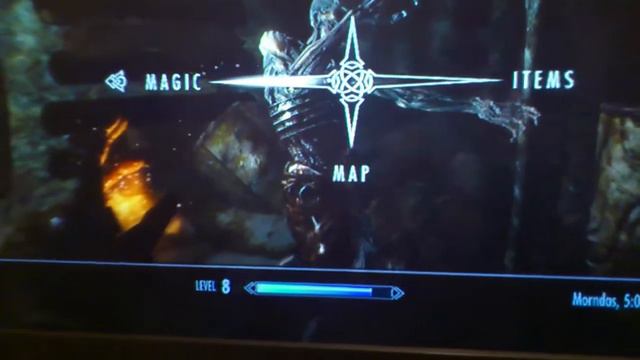 Glitched corpse of a draugr in Skyrim смотреть онлайн