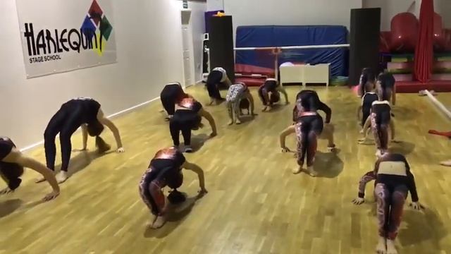 Acro 2 смотреть онлайн