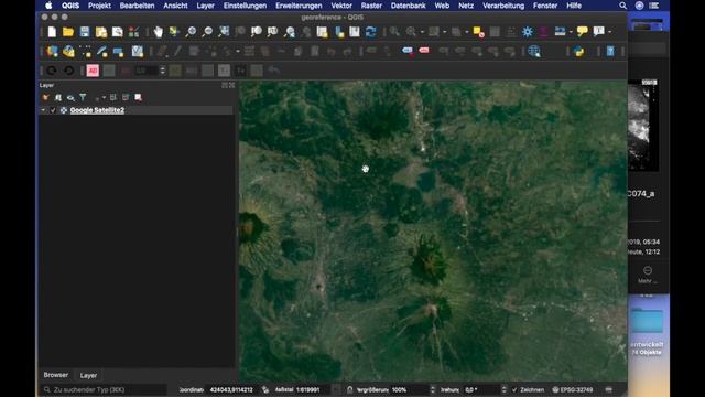Georeferenzierung einer Corona Szene von 1962 von Java, Indonesien mit Google Satellite in QGIS 3.1 смотреть онлайн