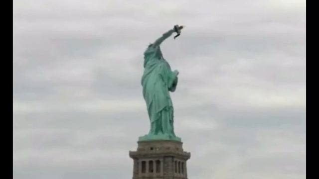 Statue of Liberty смотреть онлайн