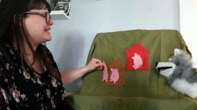 It's Storytime! Three Little Pigs смотреть онлайн