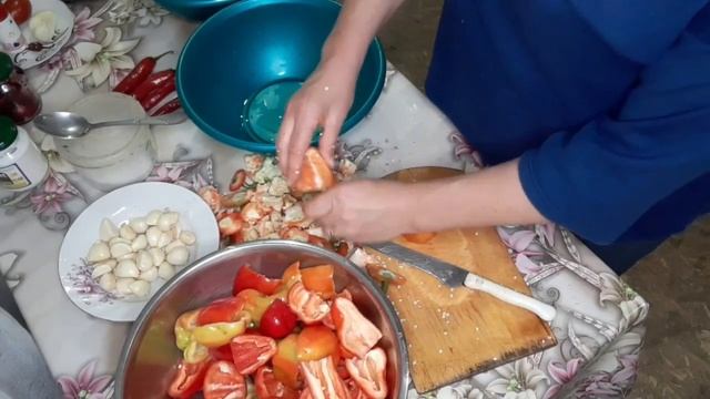 Картошку закончили капать. На очереди баклажаны?♀️ смотреть онлайн