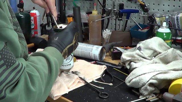 Removing Paint Ball From Inside A Can Of Spray Paint - What's Inside A Spray Paint Can? смотреть онлайн