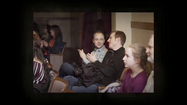 Charm of Finches: "Charmed, I'm sure" Concert Photos смотреть онлайн