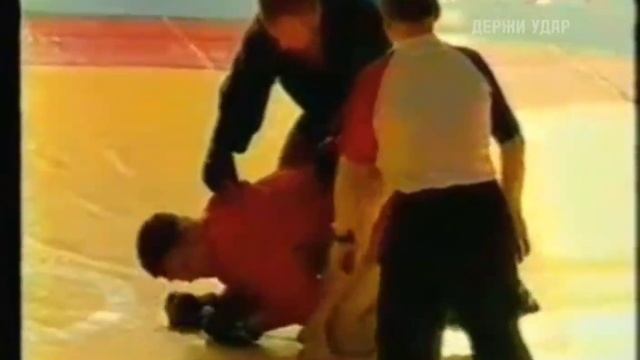 Фёдор Емельяненко против Александр Емельяненко ( Sambo ) смотреть онлайн
