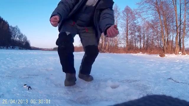 Окунь и плотва на мормышку.Ловля живца. смотреть онлайн
