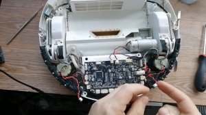 Ремонт робота пылесоса в Кудрово | Не работает мотор вентилятора + посторонний звук