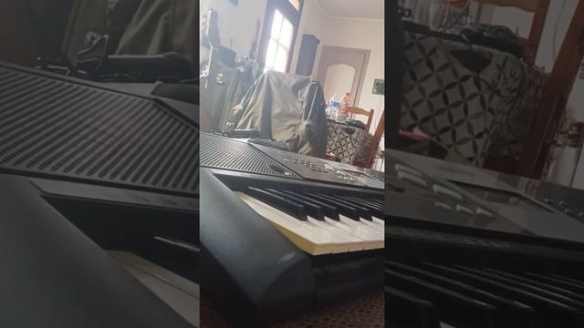 test rapide Yamaha ypt 230, un synthé débutant sympa. la bonne qualité de la marque.👍😄🔥‼️short vide смотреть онлайн