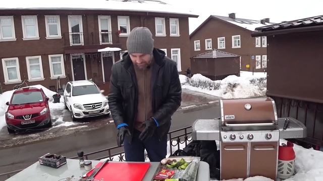 Креветки на гриле. Рецепт соуса из авокадо. смотреть онлайн