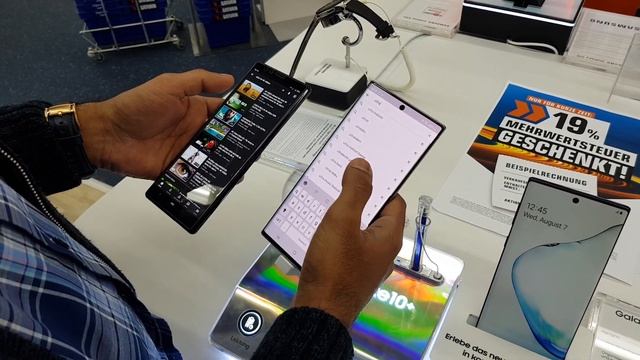 Sony Xperia 1 / Xperia 1 ii VS Samsung Note 10 / Note 20 Ultra Display Panel Comparison смотреть онлайн