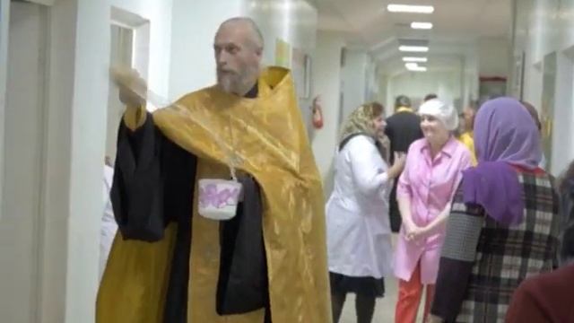 Освящение детской поликлиники смотреть онлайн