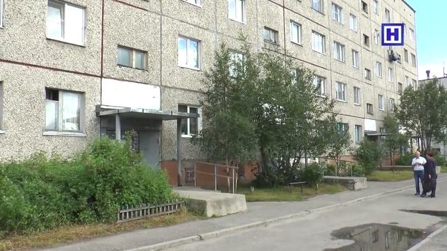 Заборы во дворах. смотреть онлайн