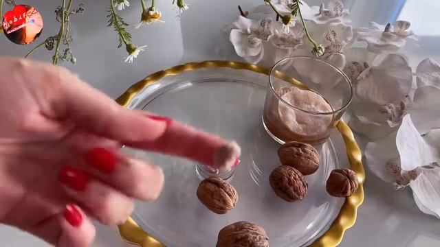 Yüzünü 2 CEVİZ Kabuğu İle SİL, Üzerine CEVİZ YÜZ KREMİ Sür, LEKE -KIRIŞIKLIK Sabaha Kadar Yok Olsun смотреть онлайн