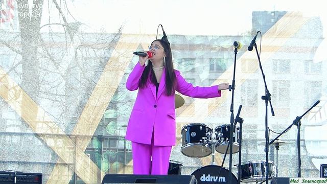 Екатерина Ильина - Верни мне музыку (А. Бабаджанян - А. Вознесенский)