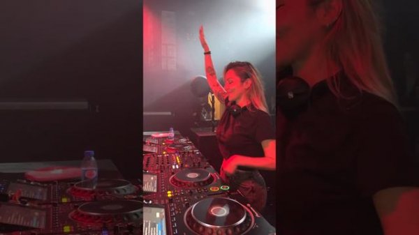 Deborah De Luca play’s “PASSI” in Portugal