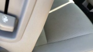 Toyota Highlander – How to lay down rear seats