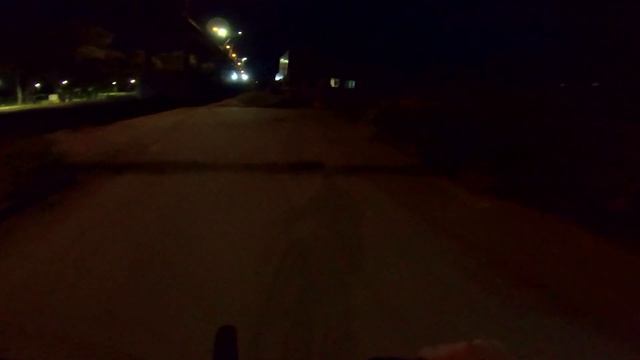 Stunt и езда на велосипеде по городу. смотреть онлайн