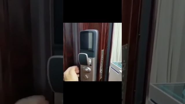 ?Современный замок,с камерой и несколькими режимами работы.