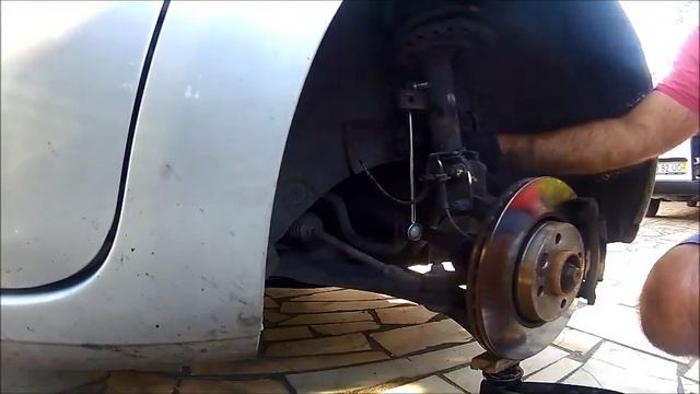 Replace Front Anti Roll Bar Link on RENAULT CLIO 3 смотреть онлайн