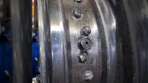 Безкамерное спицованное колесо, делаем сами.