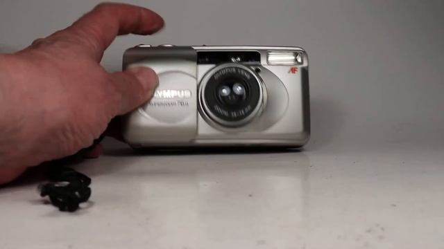 Olympus Superzoom 76G 35mm Film Camera смотреть онлайн