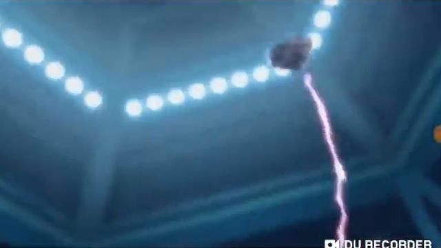 Hell Salamander v.s Emperor Forneus Beyblade Burst Cho Zetsu AMV Courtesy call смотреть онлайн