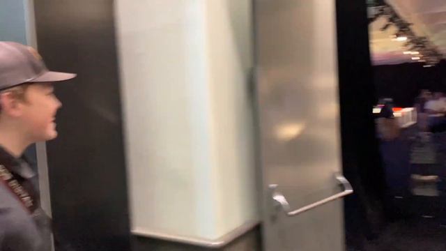 All New C8 Z06, Mustang Dark Horse, and the Porsche 911 Dakar at the L.A. Auto Show! смотреть онлайн